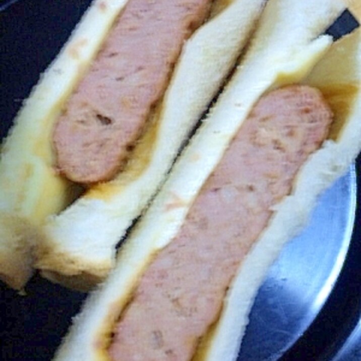 簡単！チーズチキンハンバーグサンド